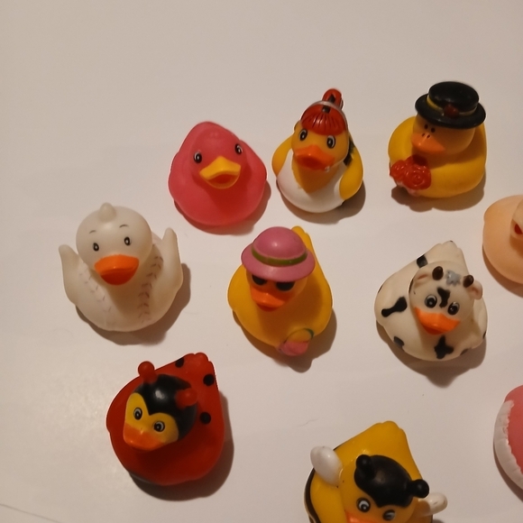 Colorful Rubber Duck Collection. Set Of 11 - Picture 3 of 10